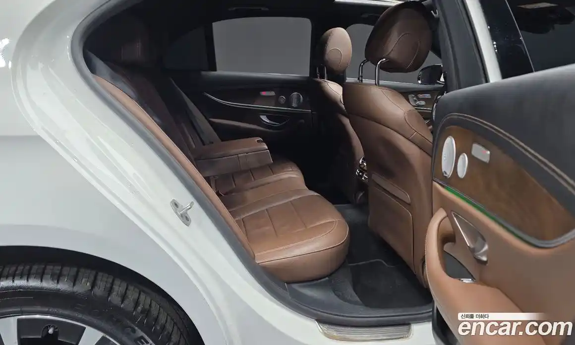 Mercedes-Benz E-Class 2021 2.0 гидро в Москве № 1690335, фото 18