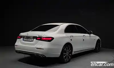 Mercedes-Benz E-Class 2021 2.0 гидро в Москве № 1690335, миниатюра 2
