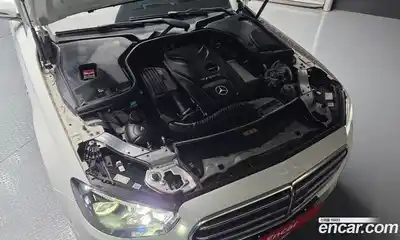 Mercedes-Benz E-Class 2021 2.0 гидро в Москве № 1690335, миниатюра 6