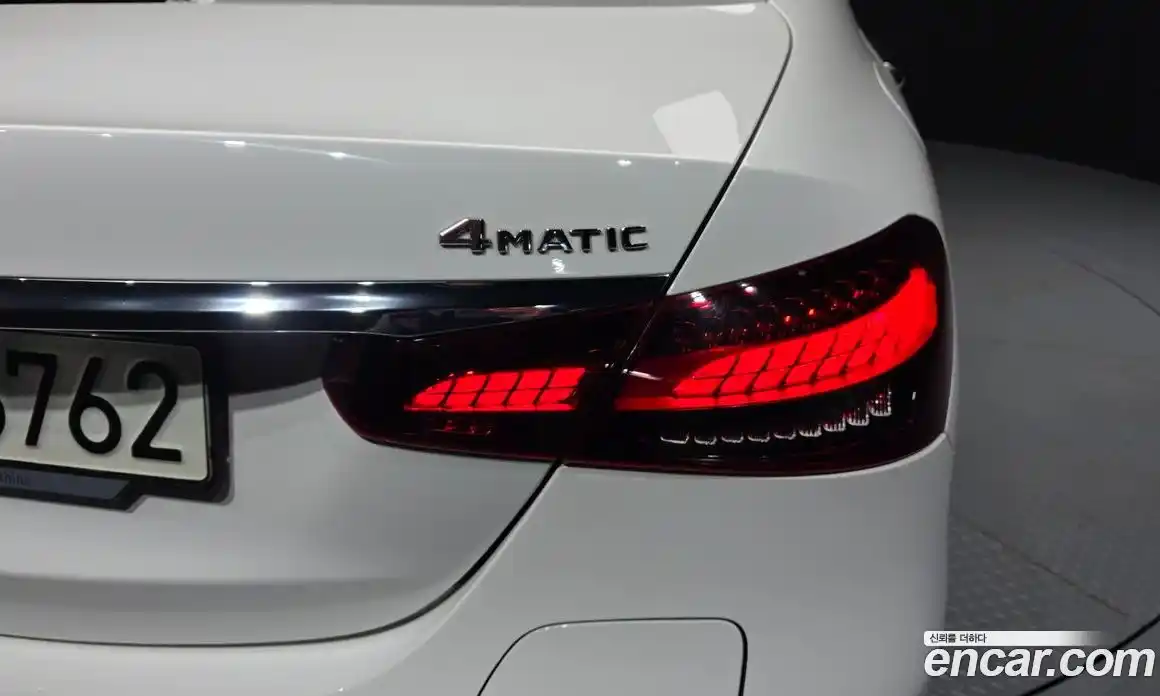 Mercedes-Benz E-Class 2021 2.0 гидро в Москве № 1690335, фото 9