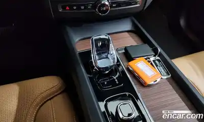 Volvo XC60 2024 2.0 гидро в Москве № 1691481, миниатюра 12