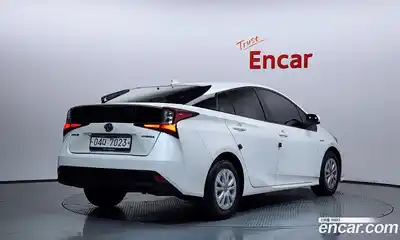 Toyota Prius 2019 1.8 гидро в Москве № 1695793, миниатюра 2