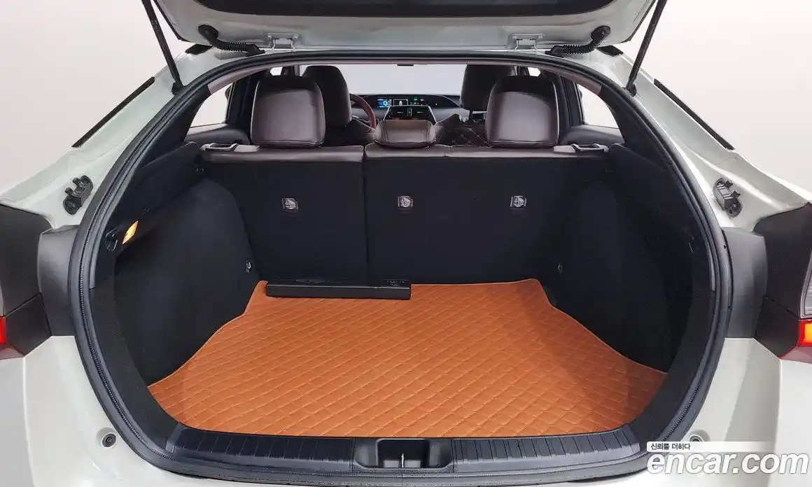 Toyota Prius 2019 1.8 гидро в Москве № 1695793, фото 26