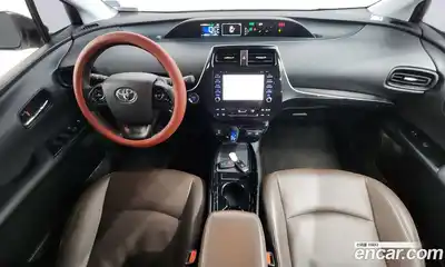 Toyota Prius 2019 1.8 гидро в Москве № 1695793, миниатюра 10