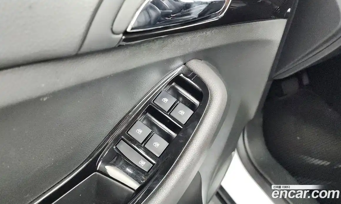 Chevrolet Orlando 2013 2.0 гидро в Москве № 1760290, фото 30