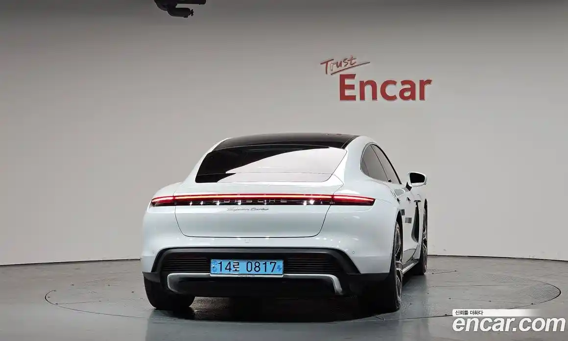 Porsche Taycan 2021 0.1 гидро в Москве № 1763774, фото 3