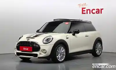 Mini Cooper, 2018