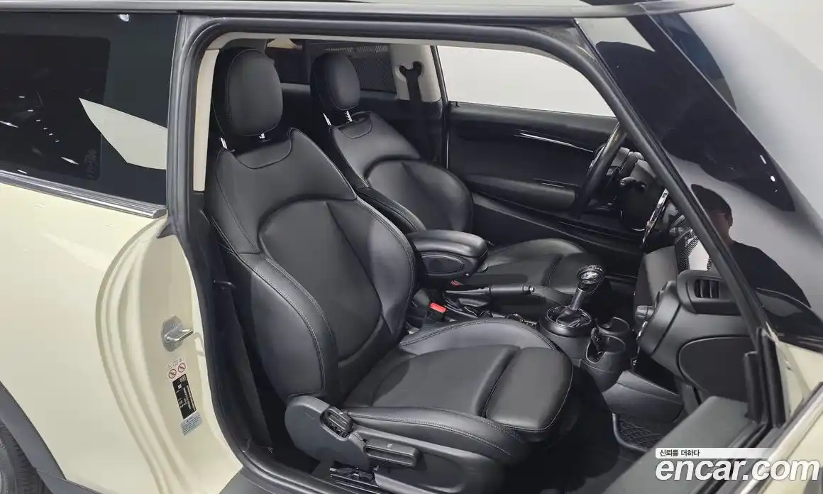 Mini Cooper 2018 2.0 гидро в Москве № 1764548, фото 18