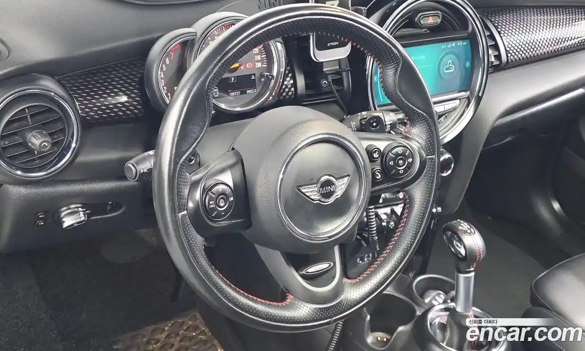 Mini Cooper 2018 2.0 гидро в Москве № 1764548, фото 19