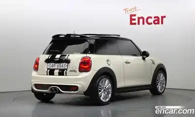 Mini Cooper 2018 2.0 гидро в Москве № 1764548, миниатюра 2