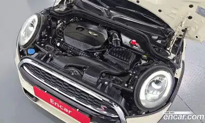 Mini Cooper 2018 2.0 гидро в Москве № 1764548, миниатюра 6