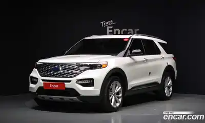 Ford Explorer, 2022