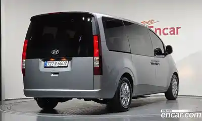 Hyundai Staria 2025 2.2 гидро в Москве № 1830228, миниатюра 2