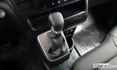 Hyundai Staria 2025 2.2 гидро в Москве № 1830228, миниатюра 9