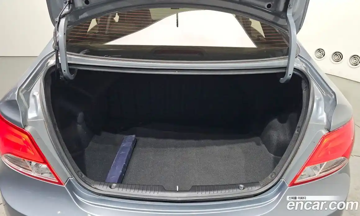 Hyundai Accent 2018 1.4 гидро в Москве № 1830687, фото 20