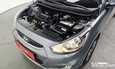 Hyundai Accent 2018 1.4 гидро в Москве № 1830687, миниатюра 6