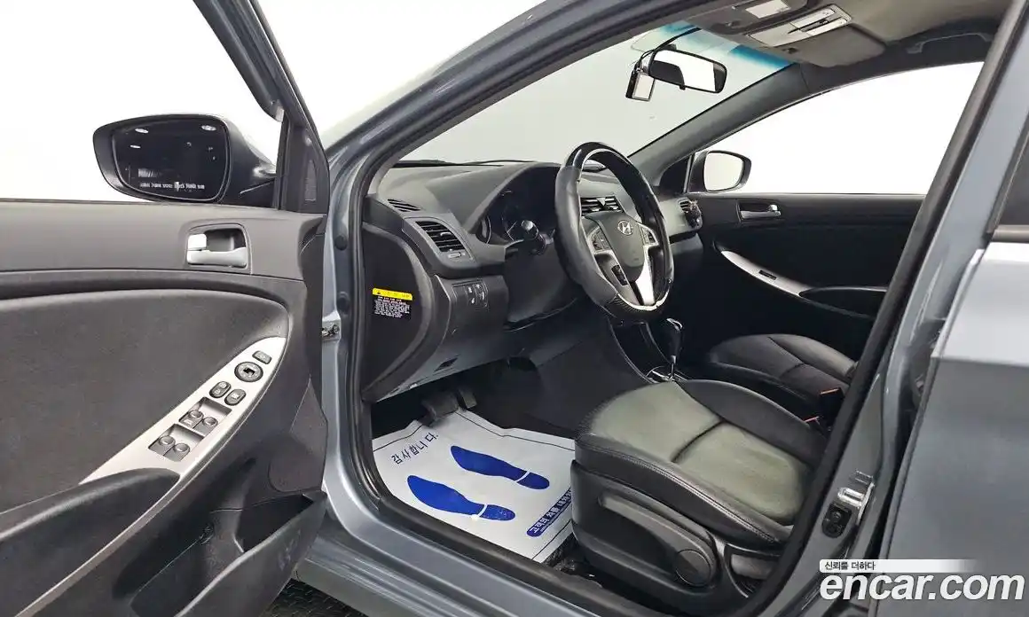 Hyundai Accent 2018 1.4 гидро в Москве № 1830687, фото 10