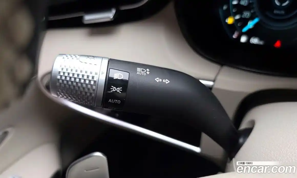 Genesis GV70 2023 2.5 гидро в Москве № 1832200, фото 28