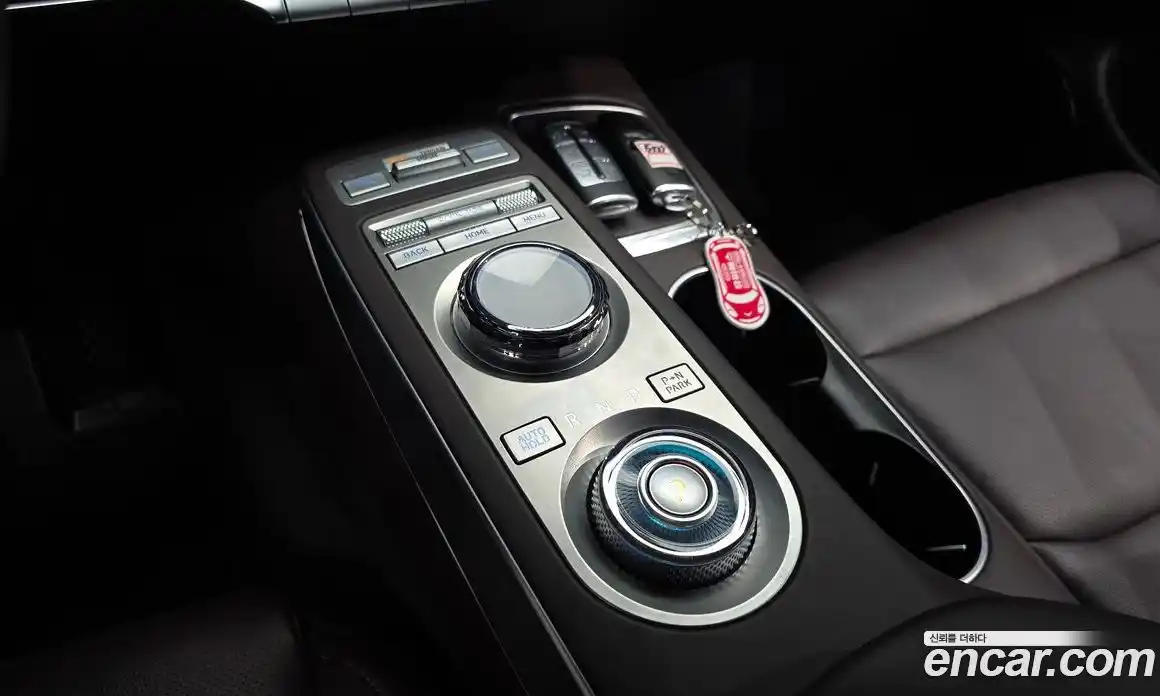 Genesis GV70 2023 2.5 гидро в Москве № 1832256, фото 12