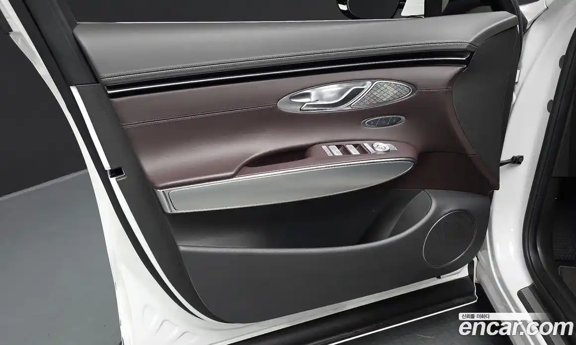 Genesis GV70 2023 2.5 гидро в Москве № 1832256, фото 14