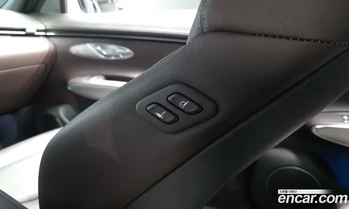 Genesis GV70 2023 2.5 гидро в Москве № 1832256, фото 29
