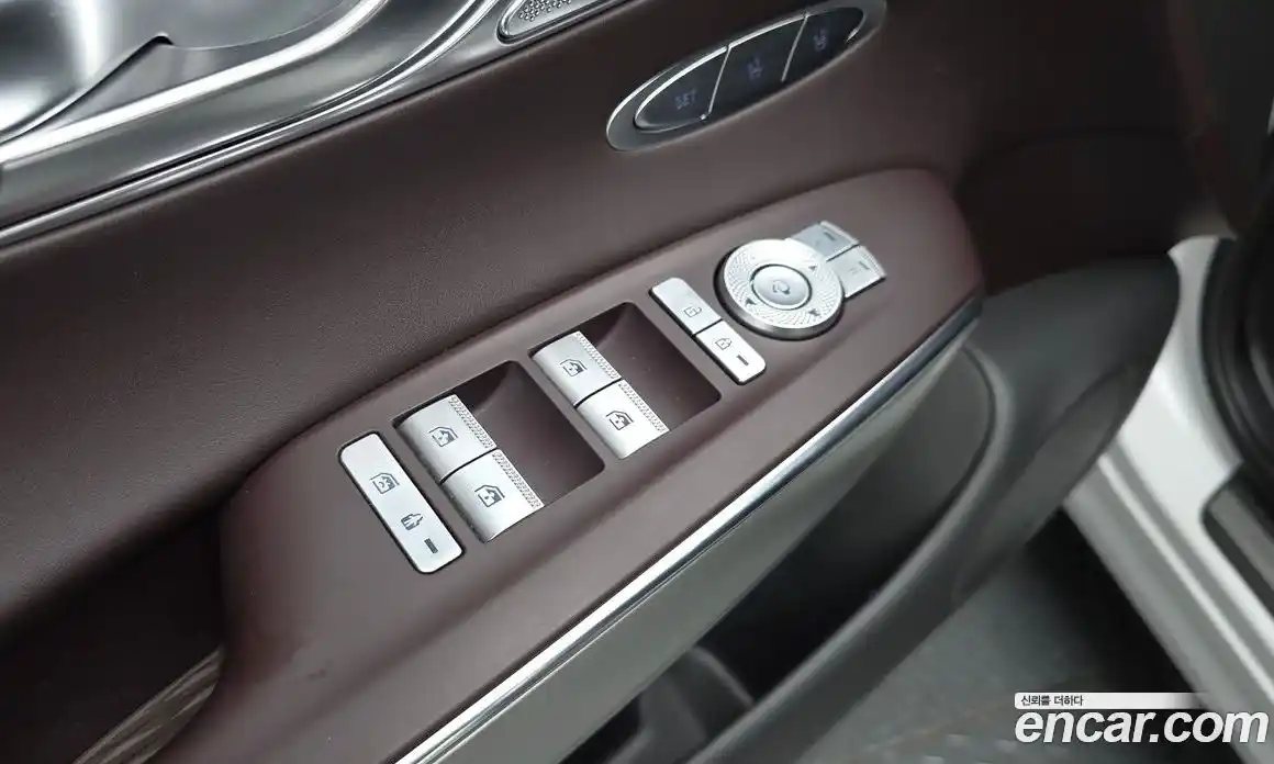 Genesis GV70 2023 2.5 гидро в Москве № 1832256, фото 30