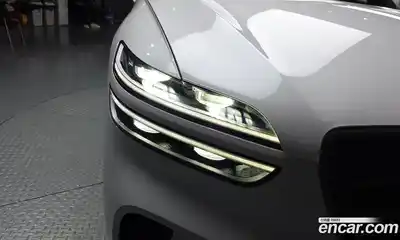 Genesis GV70 2023 2.5 гидро в Москве № 1832256, миниатюра 8