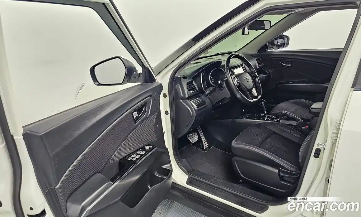 SsangYong TIBOLI 2017 1.6 гидро в Москве № 1833271, фото 13