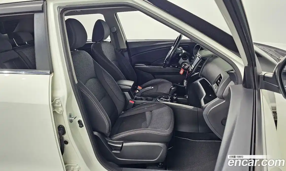 SsangYong TIBOLI 2017 1.6 гидро в Москве № 1833271, фото 16