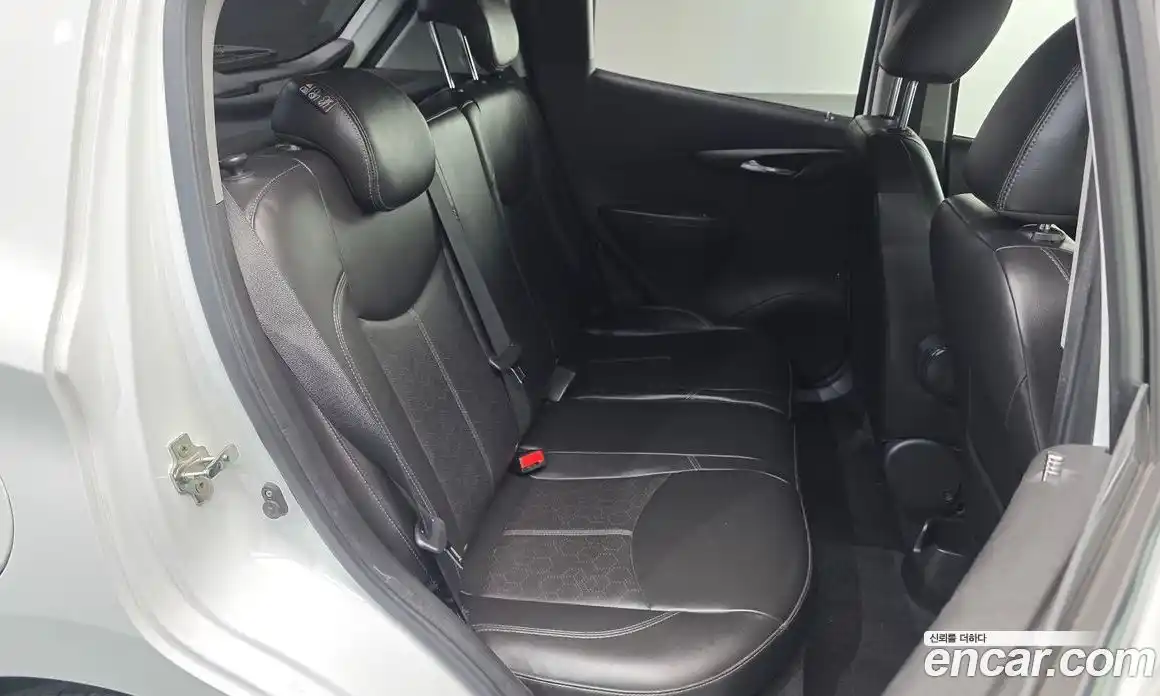 Chevrolet Spark 2016 1.0 гидро в Москве, фото 11
