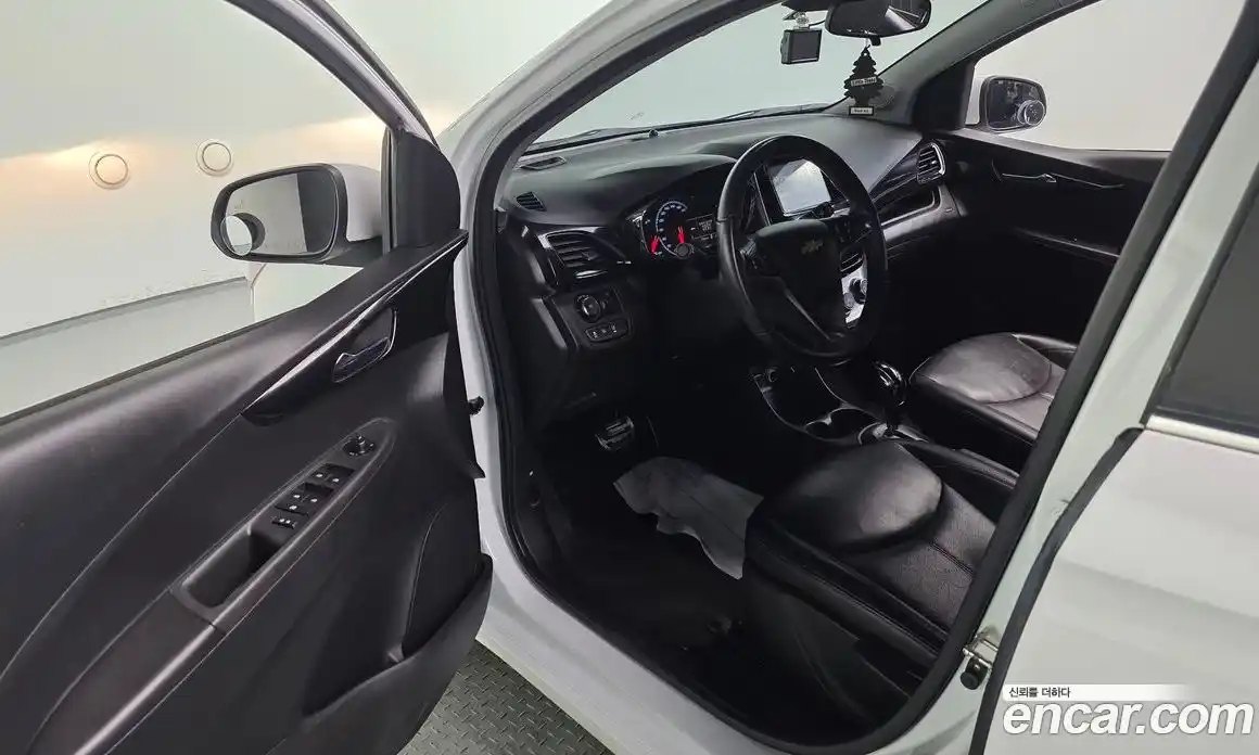 Chevrolet Spark 2016 1.0 гидро в Москве, фото 10