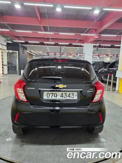 Chevrolet Spark 2018 1.0 гидро в Москве № 1834343, миниатюра 4