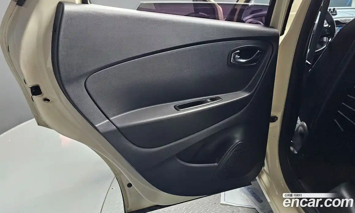 Renault QM3 2015 1.5 гидро в Москве № 1834756, фото 15