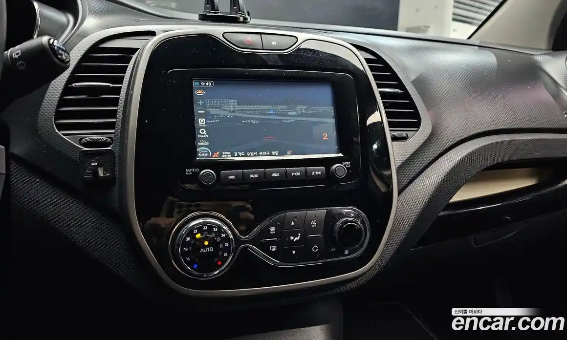 Renault QM3 2015 1.5 гидро в Москве № 1834756, фото 20