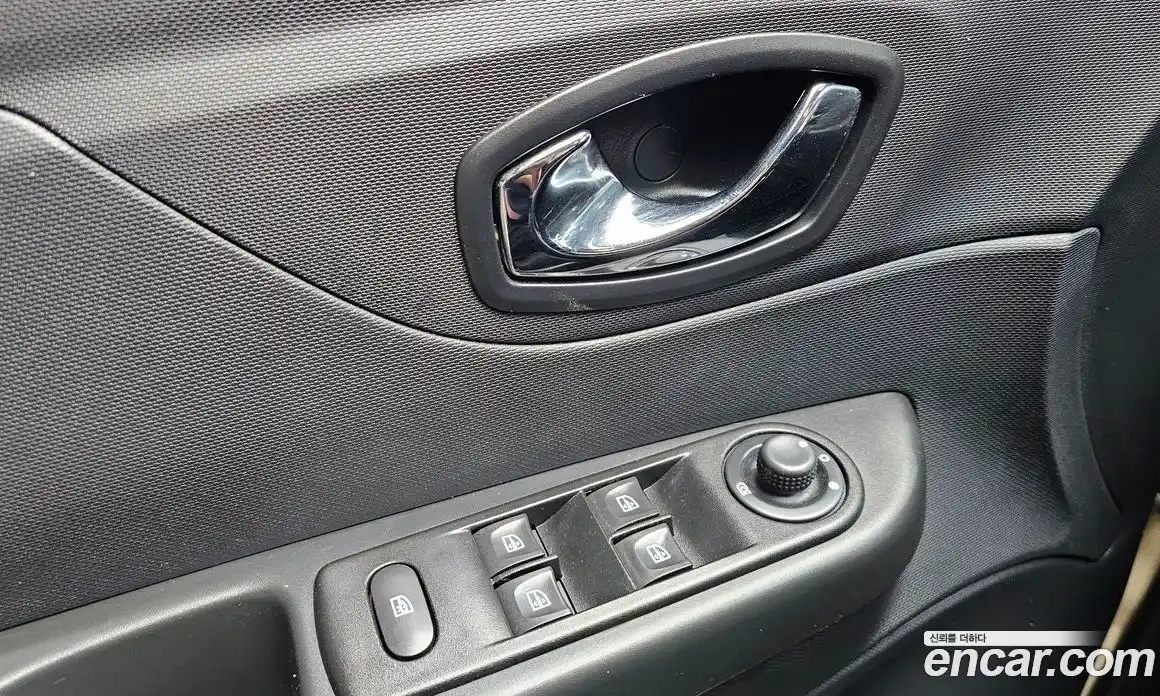 Renault QM3 2015 1.5 гидро в Москве № 1834756, фото 22