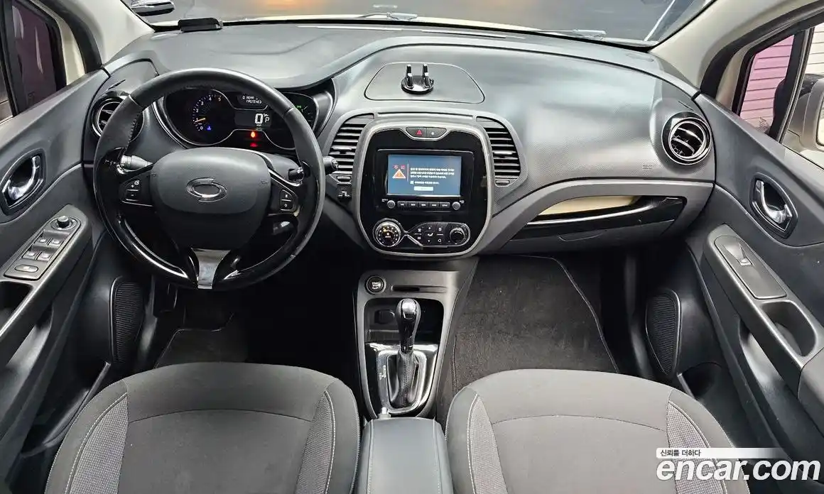 Renault QM3 2015 1.5 гидро в Москве № 1834756, фото 10