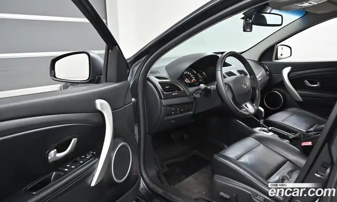 Renault SM3 2012 2.0 гидро в Москве № 1835200, фото 11
