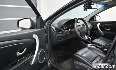 Renault SM3 2012 2.0 гидро в Москве № 1835200, миниатюра 11