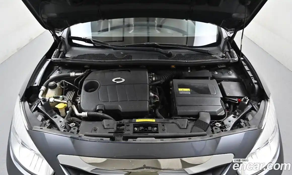 Renault SM3 2012 2.0 гидро в Москве № 1835200, фото 6