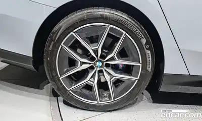 BMW 5-Series 2025 2.0 гидро в Москве № 1835371, миниатюра 5