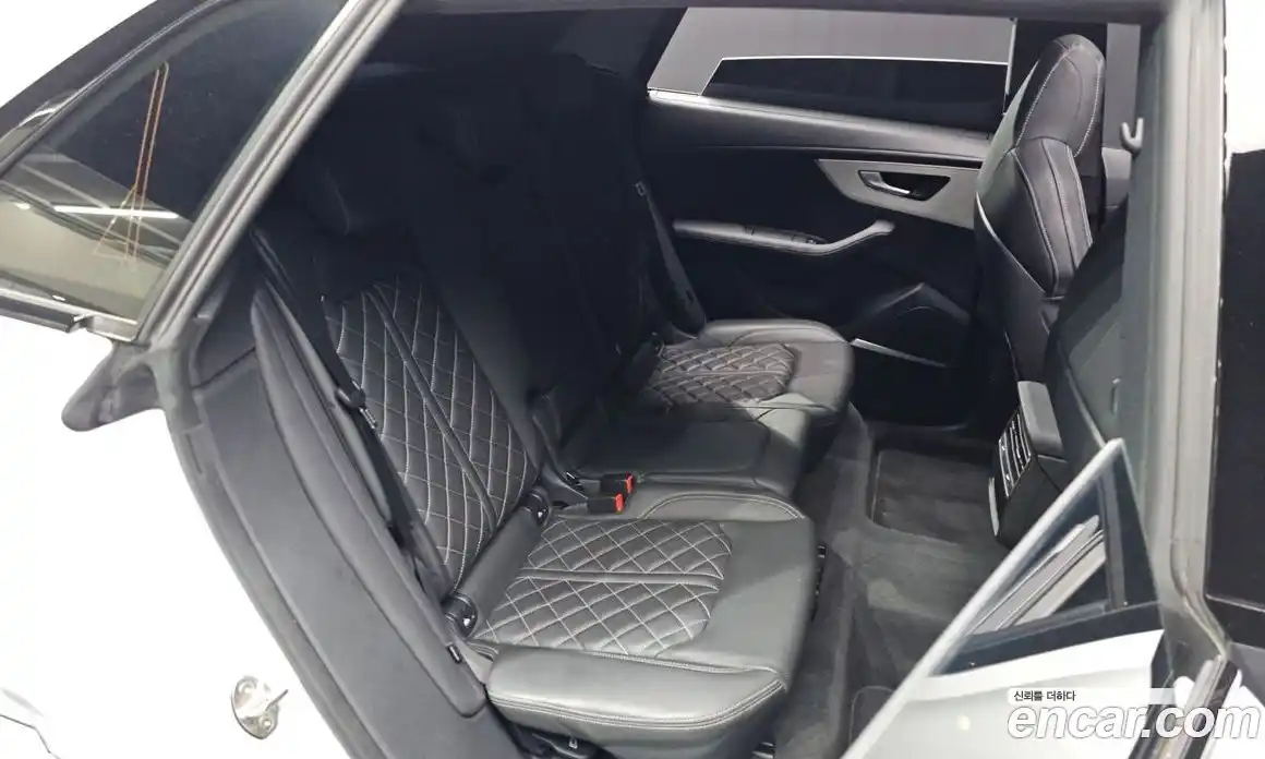 Audi Q8 2023 3.0 гидро в Москве № 1836327, фото 18
