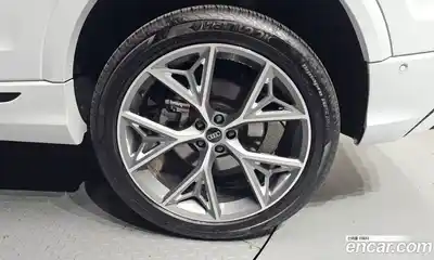 Audi Q8 2023 3.0 гидро в Москве № 1836327, миниатюра 7