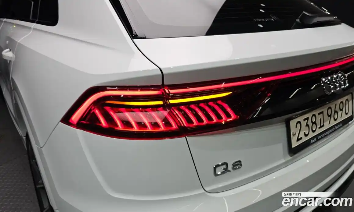 Audi Q8 2023 3.0 гидро в Москве № 1836327, фото 9