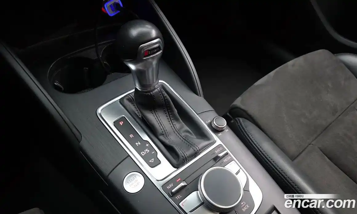Audi A3 2015 2.0 гидро в Москве № 1836535, фото 9