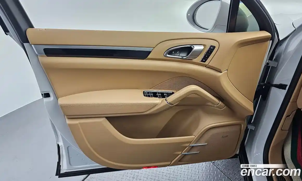 Porsche Cayenne 2017 3.0 гидро в Москве № 1837132, фото 14