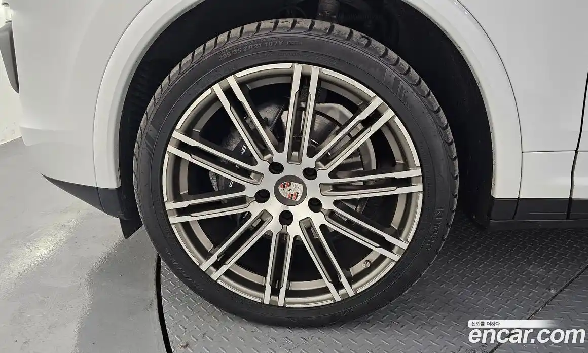 Porsche Cayenne 2017 3.0 гидро в Москве № 1837132, фото 5