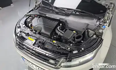 Land Rover Range-Rover Evoque 2025 2.0 гидро в Москве № 1837277, миниатюра 10