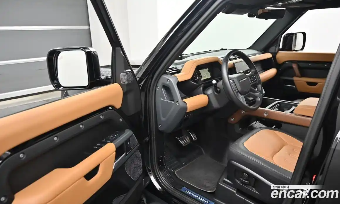 Land Rover Defender 2024 3.0 гидро в Москве № 1837445, фото 11