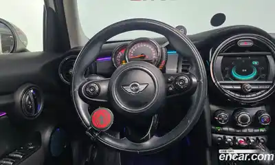 Mini Cooper 2016 1.5 гидро в Москве № 1837727, миниатюра 12