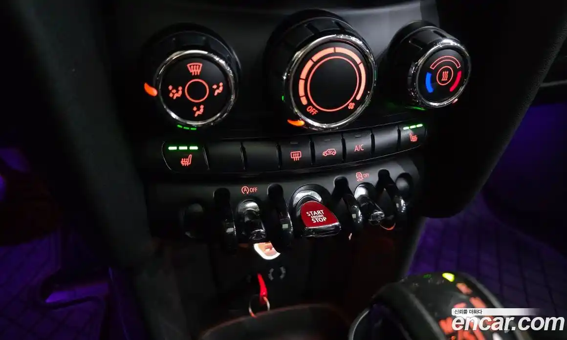 Mini Cooper 2016 1.5 гидро в Москве № 1837727, фото 16